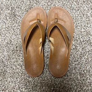 Olukai Sandals Women’s Size 9 — NWOT, Never Worn!!